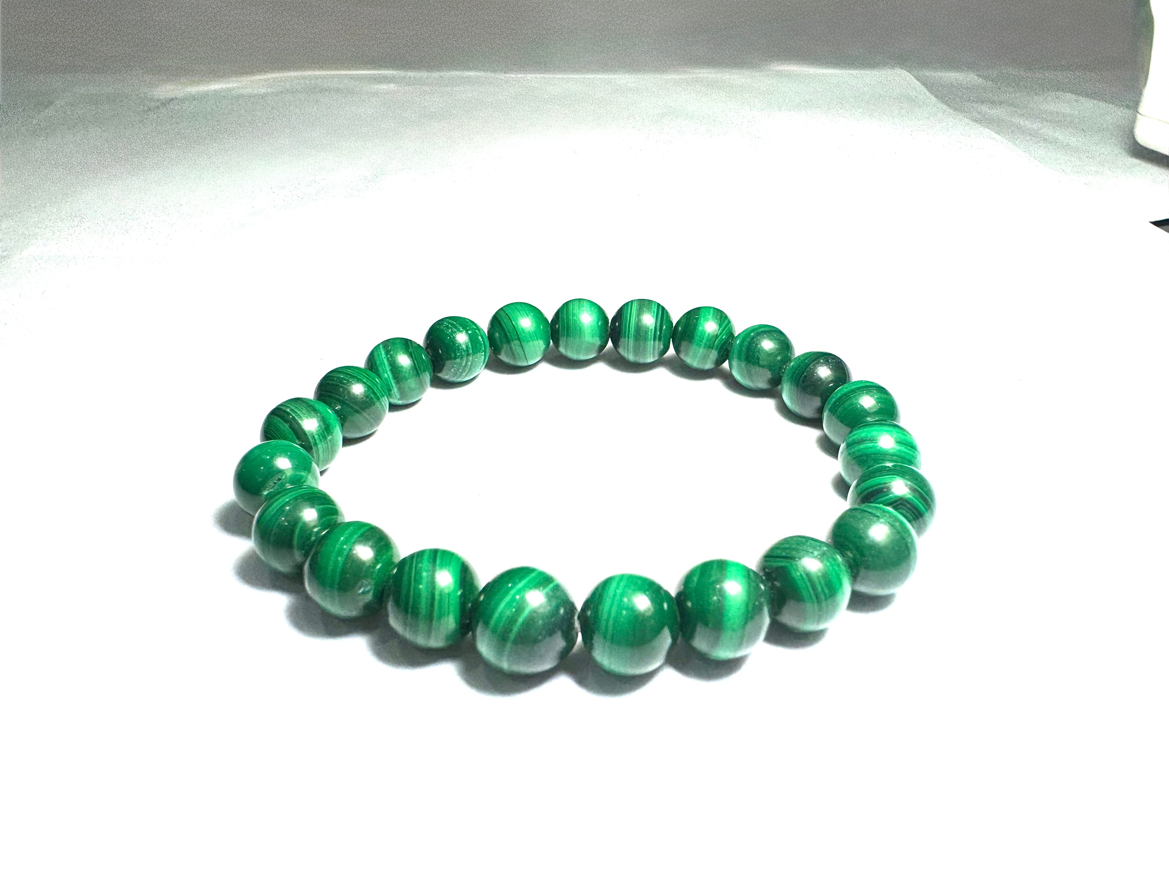 Natural Malachite Bracelet – Healing, Energy & Style