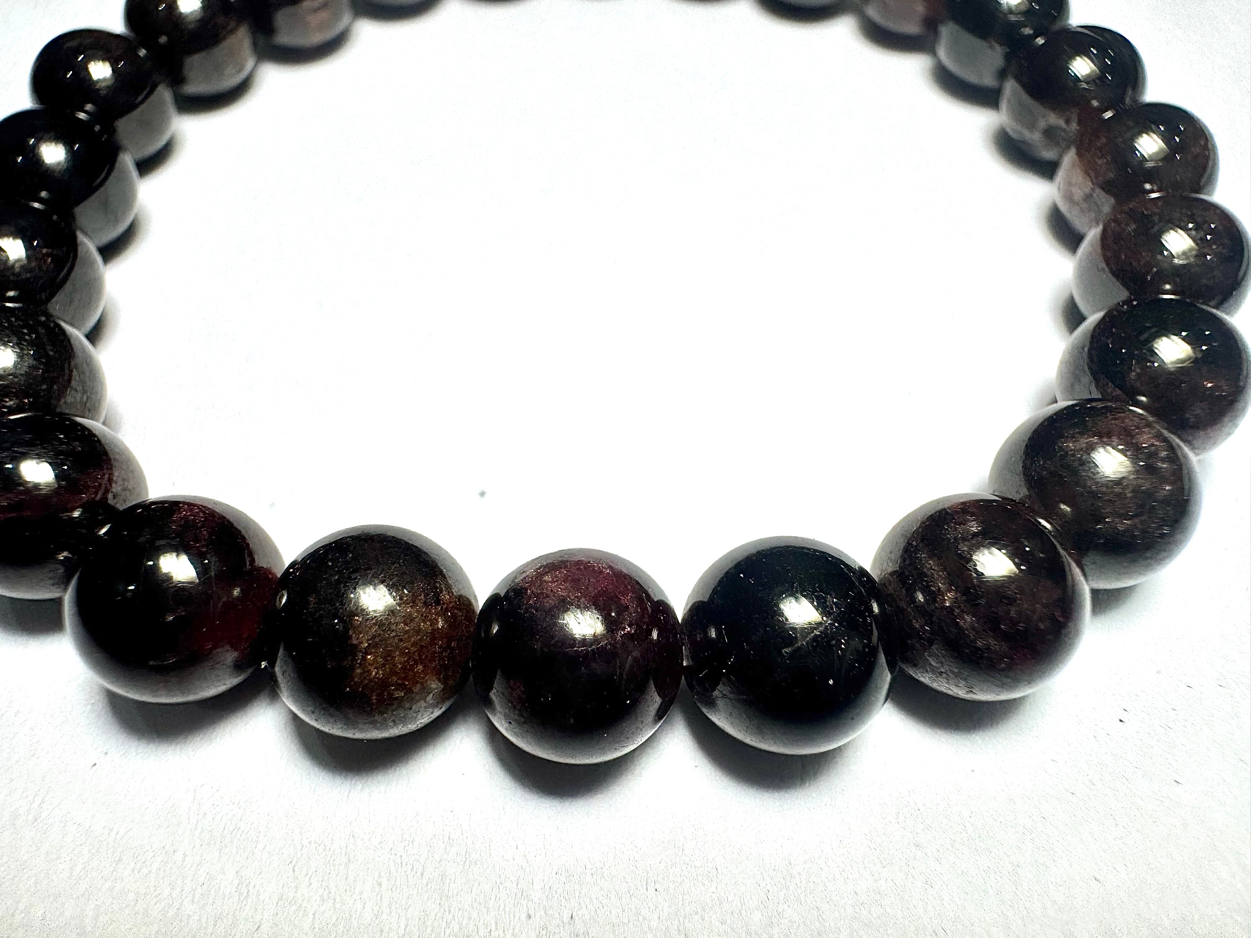 Natural Garnet Bracelet – Healing, Energy & Style