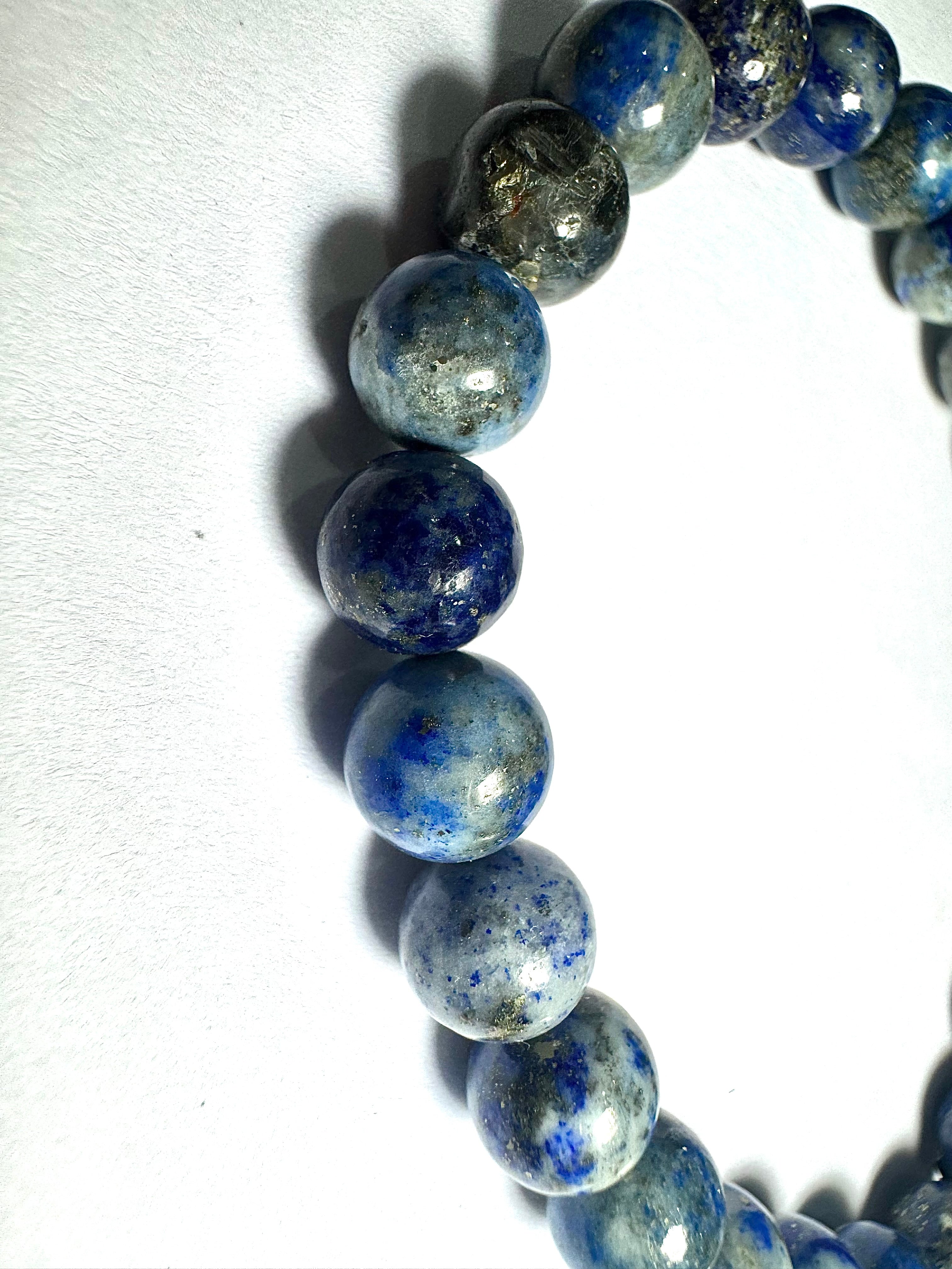Natural Lapis Lazuli Bracelet – Healing, Energy & Style