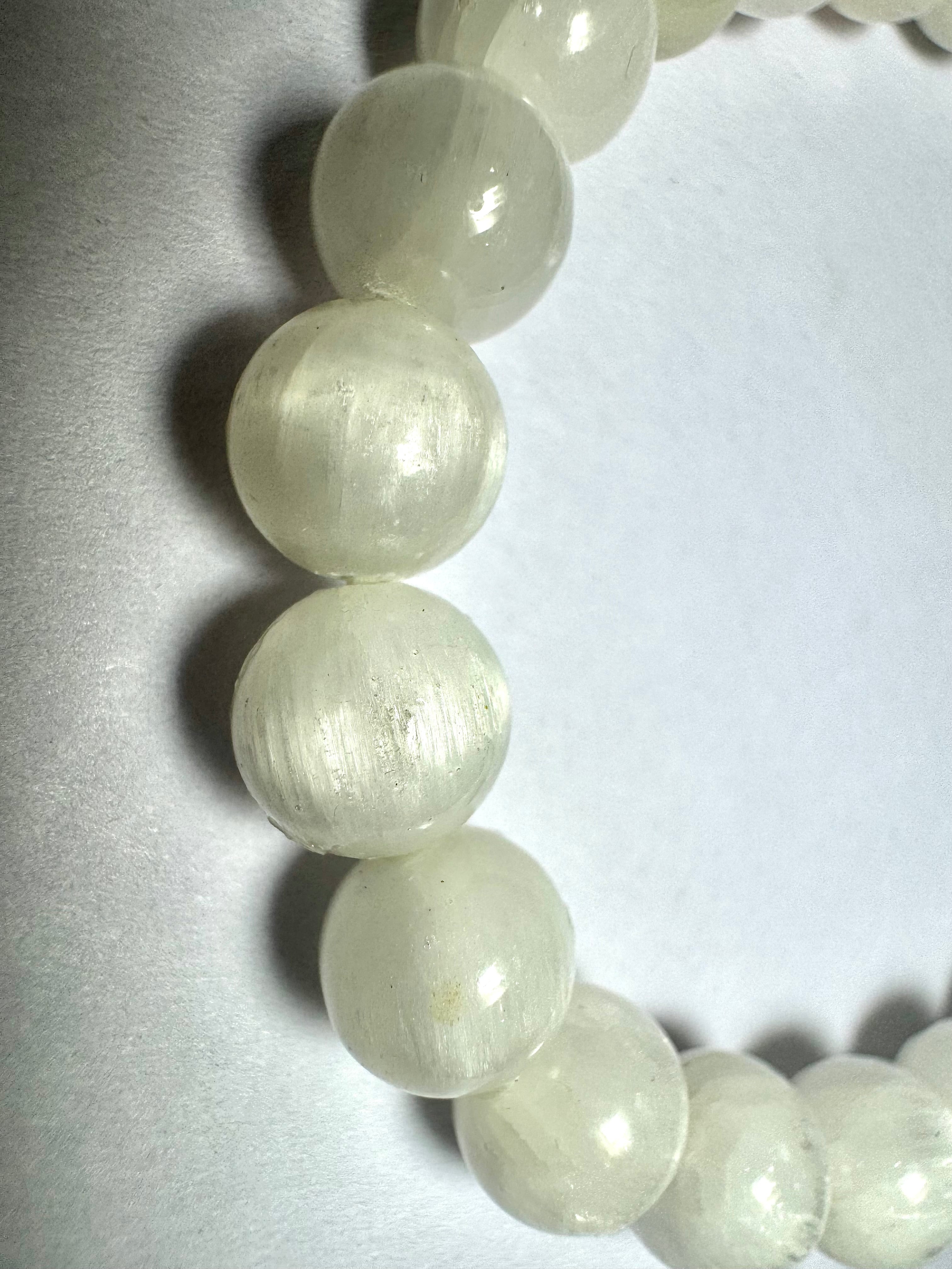Natural Selenite Bracelet – Healing, Energy & Style
